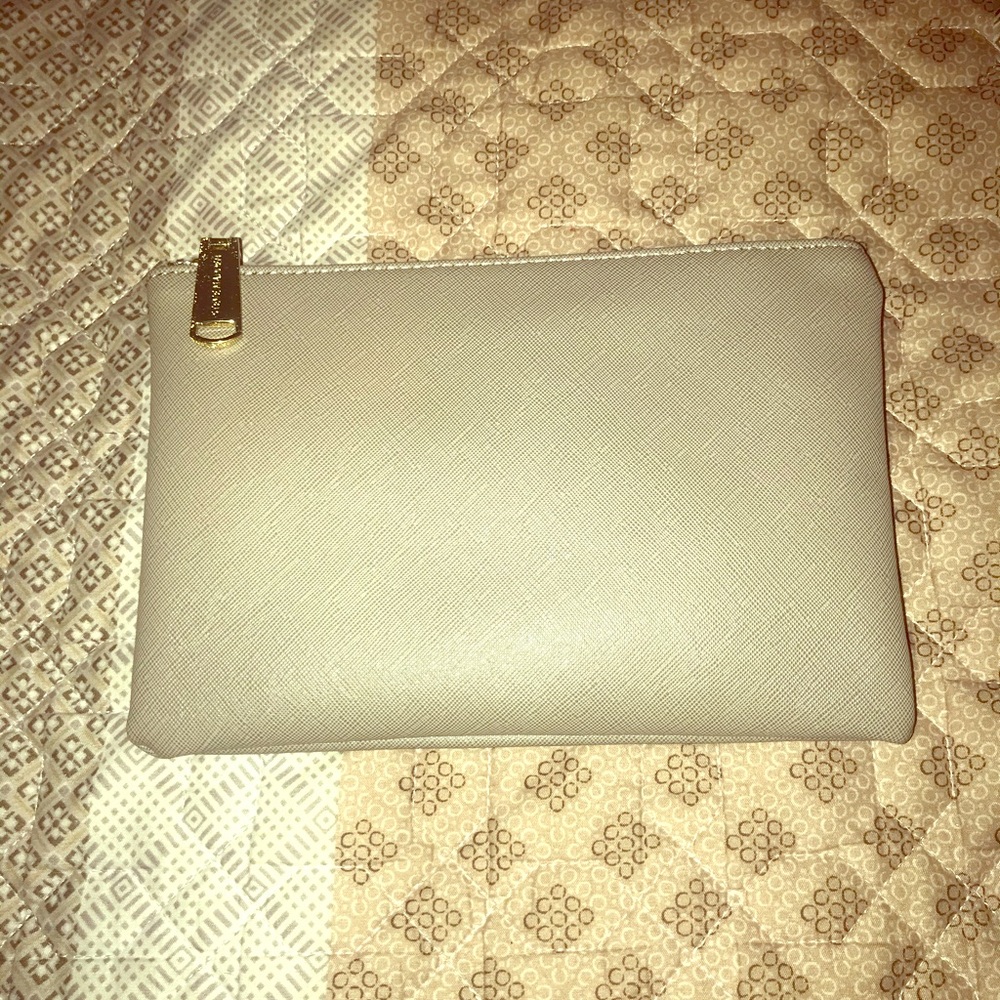 Sold***Steve Madden small bag.